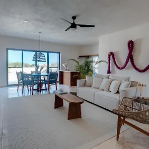 Casa Manglar Riviera Maya Aparthotel