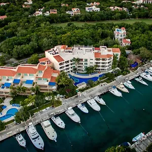Aventuras Club Aparthotel
